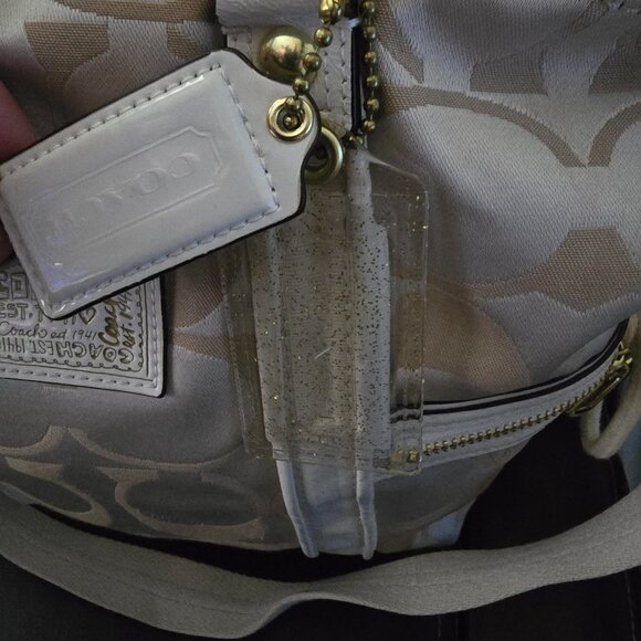 EUC Coach Daisy Poppy Signature C Print Tote - Picture 10 of 13